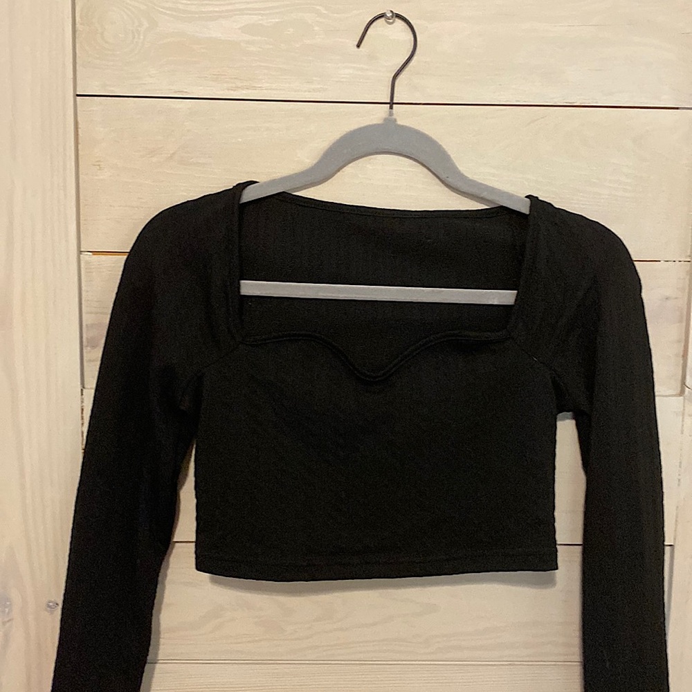 Shein cropped black long sleeve